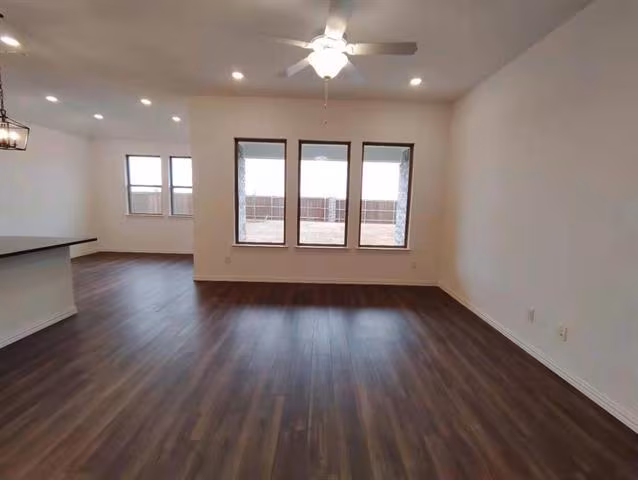 2403 Lovegrass Lane, Melissa, TX 75454 photo 4
