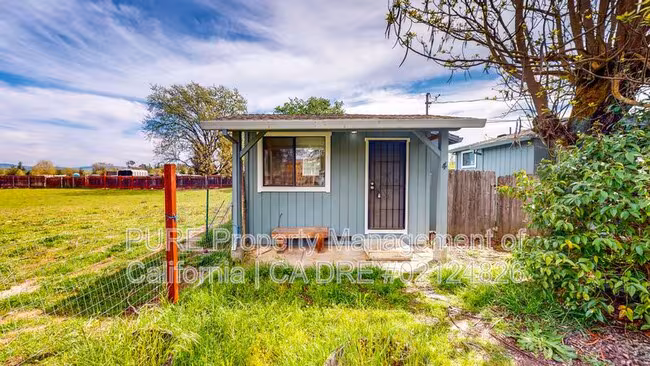 4911 Occidental Rd Santa Rosa, CA 95401 photo 3