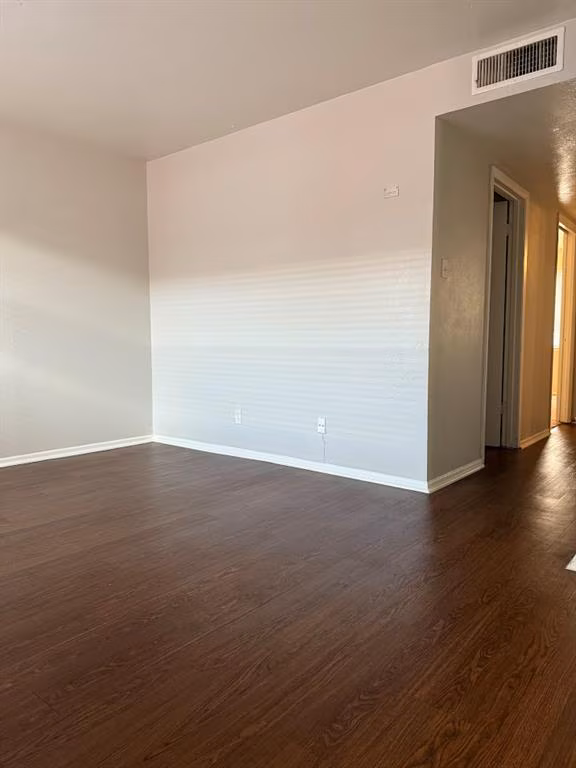 307 E 31st St Austin, TX 78705 photo 2