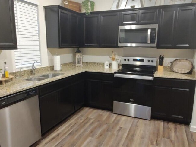 821 Cherry Blossom Street, Anna, TX 75409 photo 3