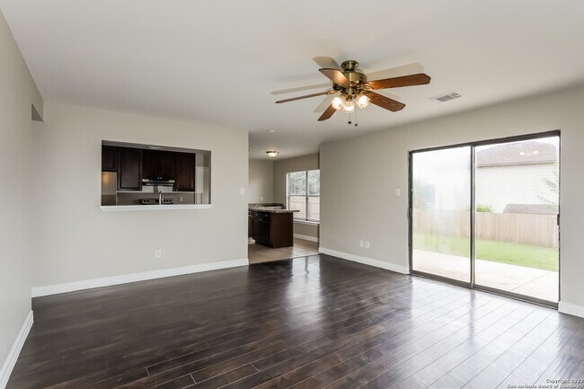 4623 Everstone Creek San Antonio, TX 78251 photo 5