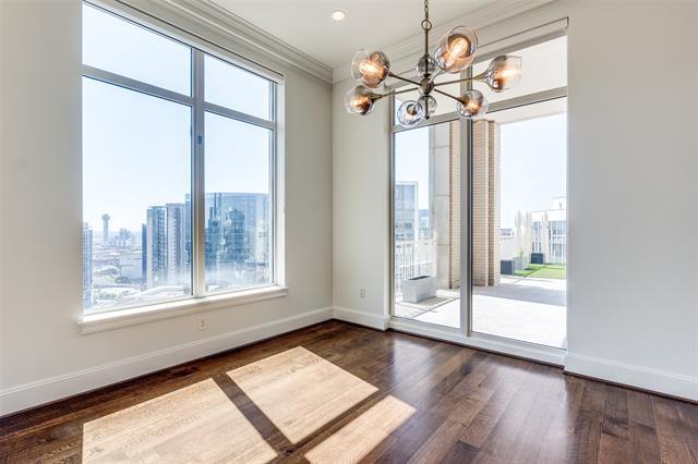 2555 N Pearl St Dallas, TX 75201 photo 4