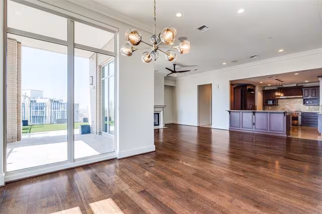 2555 N Pearl St Dallas, TX 75201 photo 5
