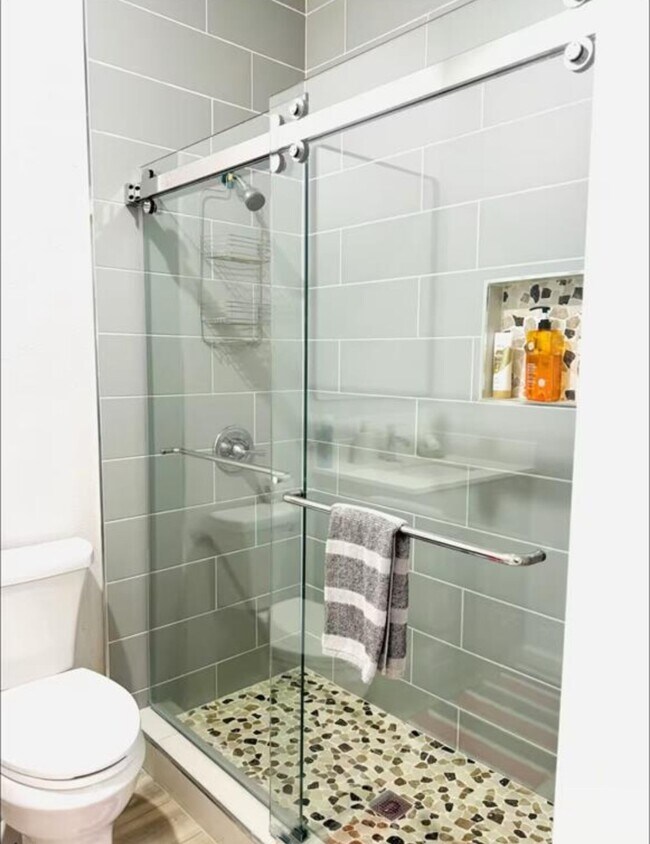 2400 Burkett Street, Houston, TX 77004 photo 3