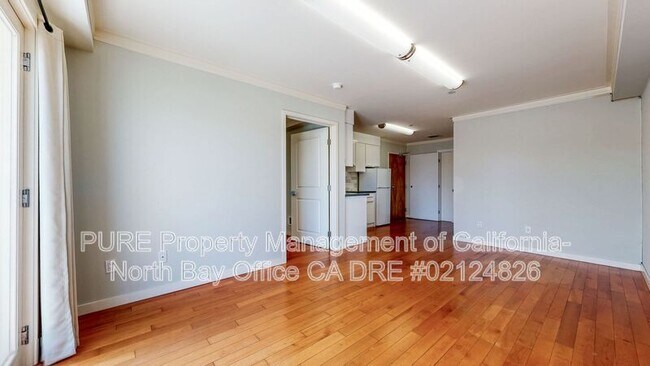 3051 San Bruno Ave San Francisco, CA 94134 photo 4