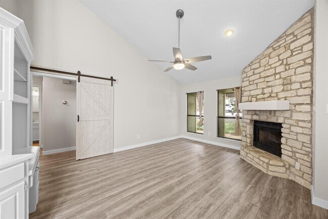500 Hesters Crossing Rd Round Rock, TX 78681 photo 4