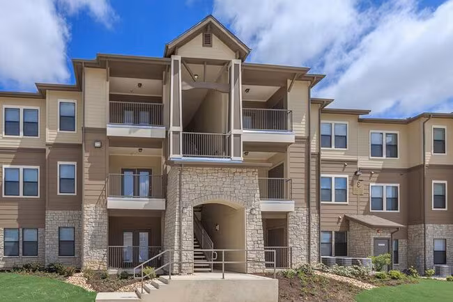 6831 Alamo Pkwy San Antonio, TX 78253 photo 3