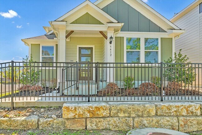 5412 Golden Canary Ln Austin, TX 78723 photo 2