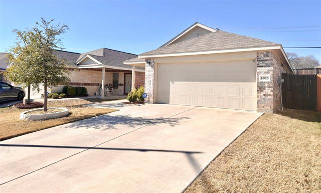 6020 Parkview Hills Ln Fort Worth, TX 76179 photo 2