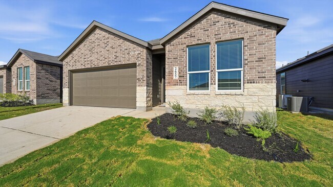 2657 Gallic Rooster New Braunfels, TX 78130 photo 2