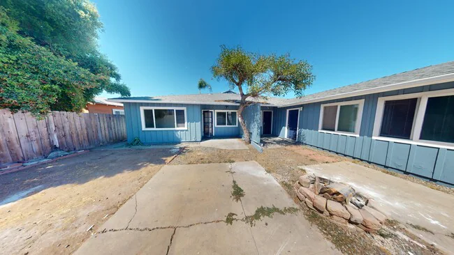6307 Montezuma Rd San Diego, CA 92115 photo 3