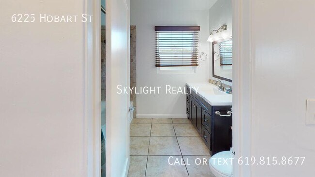 6225 Hobart St San Diego, CA 92115 photo 4