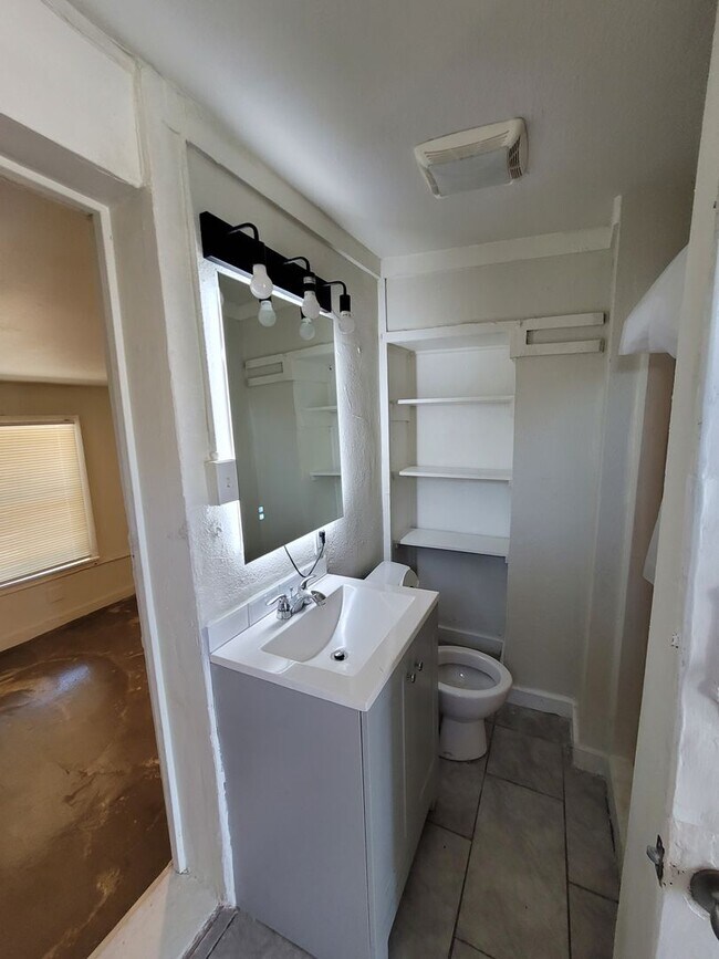 1334-1336 Rigsby Ave San Antonio, TX 78210 photo 5