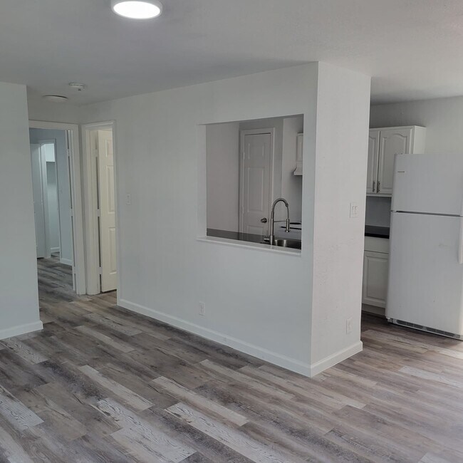 8605 Meta St Houston, TX 77022 photo 3