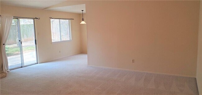 12214 Forsythe Dr Austin, TX 78759 photo 2