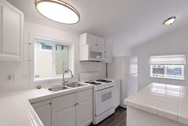 149 1st Avenue Lot photo 3