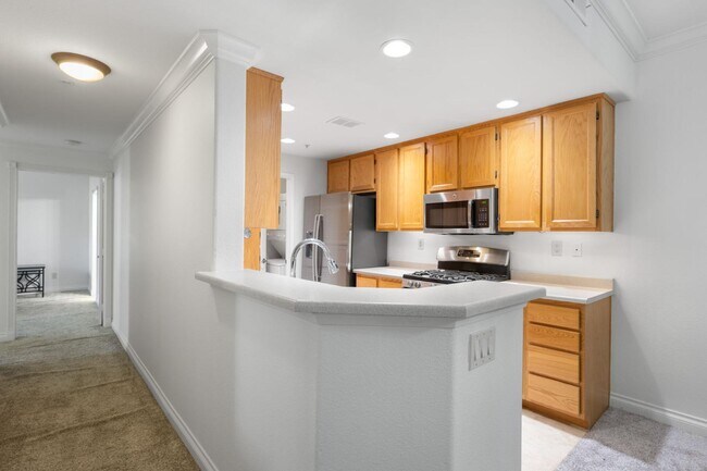 1893 Lorient Pl Chula Vista, CA 91913 photo 3