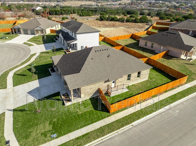 102 Logan Ct Copperas Cove, TX 76522 photo 5