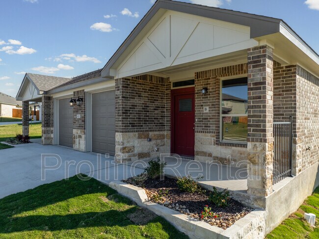 102 Logan Ct Copperas Cove, TX 76522 photo 3