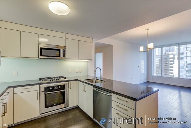 338 Spear St photo 2