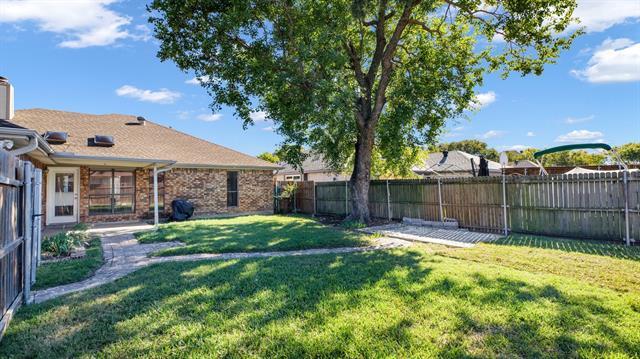 5437 Meadow Vista Lane, Garland, TX 75043 photo 4