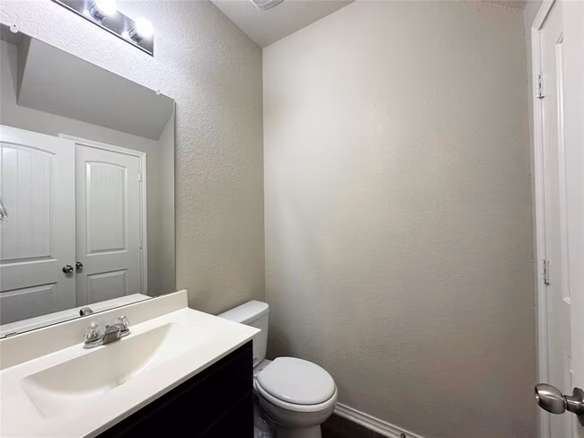 109 Miles Dr San Marcos, TX 78666 photo 4