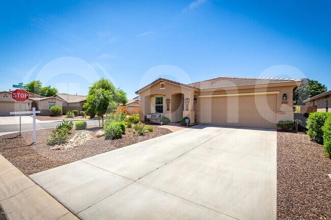 1125 E Daniella Dr San Tan Valley, AZ 85140 photo 3