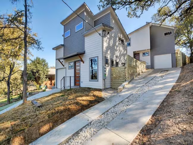 5308 Downs Dr Austin, TX 78721 photo 2