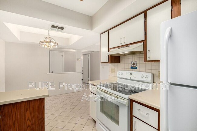4444 E Paradise Village Pkwy N Phoenix, AZ 85032 photo 5