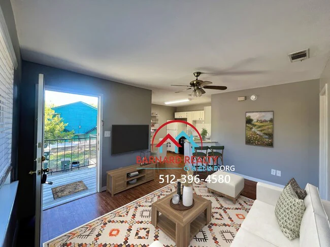 1632 Post Rd San Marcos, TX 78666 photo 3