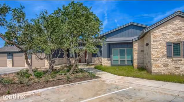 28725 Ranch Rd 12 Dripping Springs, TX 78620 photo 4