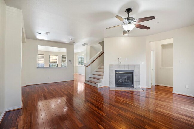 2524 Jacobson Drive, Lewisville, TX 75067 photo 3