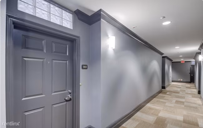 525 Eleventh Ave San Diego, CA 92101 photo 3