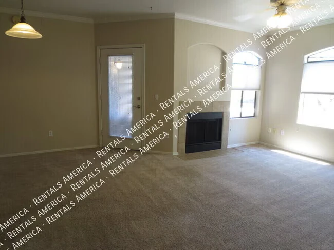 15095 N Thompson Peak Pkwy Scottsdale, AZ 85260 photo 3