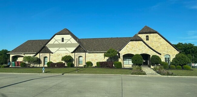 218 Regal Ct Royse City, TX 75189 photo 2