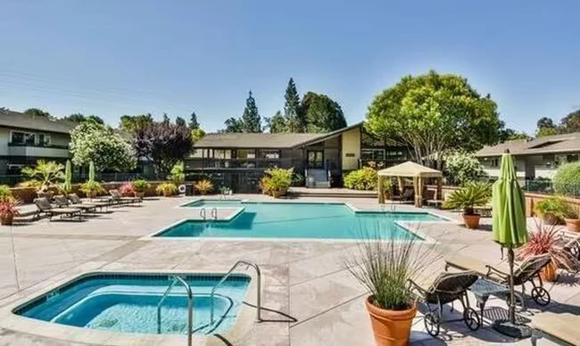 361 Masters Ct Walnut Creek, CA 94598 photo 3