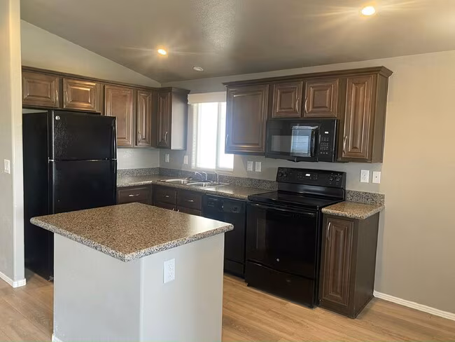 16608 N 1st Ln Phoenix, AZ 85023 photo 5