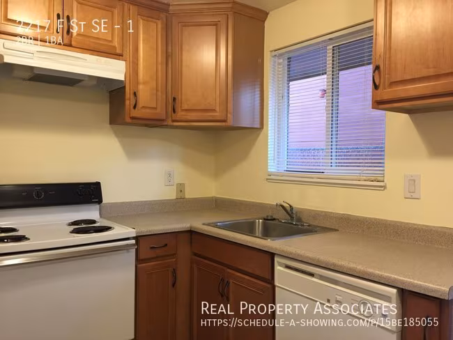 2217 F St SE Auburn, WA 98002 photo 2