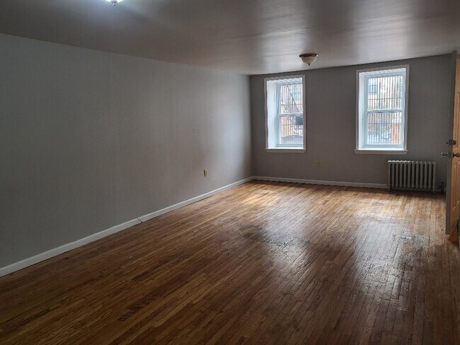 1251 St Marks Ave Brooklyn, NY 11213 photo 4