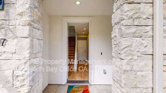 297 Gambrel Cir Santa Rosa, CA 95403 photo 4