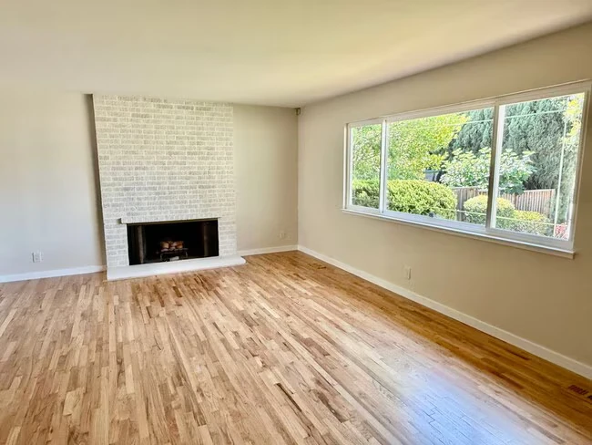 1123 Lillick Dr Sunnyvale, CA 94087 photo 5