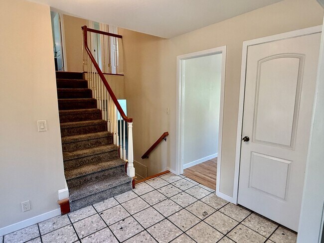 1123 Lillick Dr Sunnyvale, CA 94087 photo 5