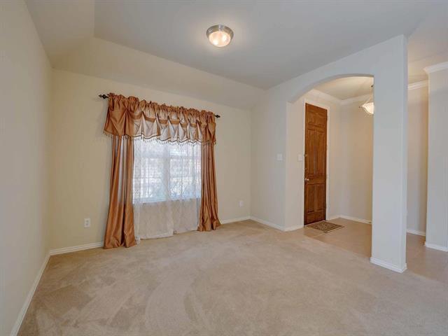 9824 Mcfarring Drive, Fort Worth, TX 76244 photo 2