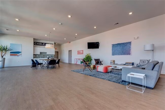 4361 S Congress Ave Austin, TX 78745 photo 2
