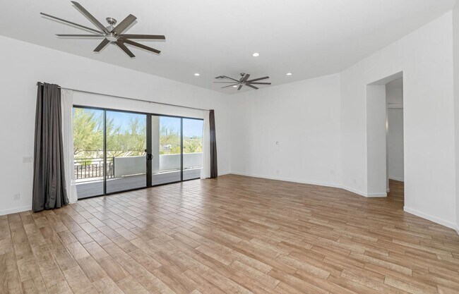 6133 East Dixileta Drive, Cave Creek, AZ 85331 photo 4