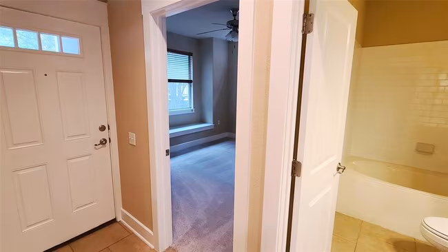 1601 Miriam Ave Austin, TX 78702 photo 4