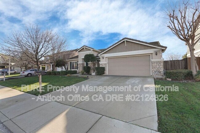 4572 Emerald Way, Antioch, CA 94531 photo 3