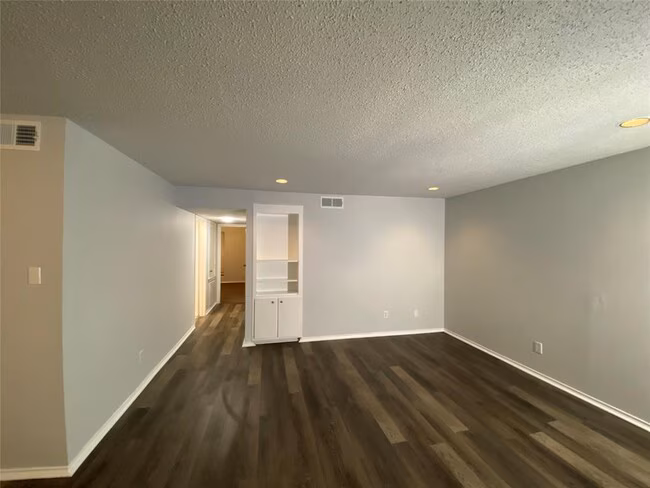 2401 Leon Street, Austin, TX 78705 photo 5