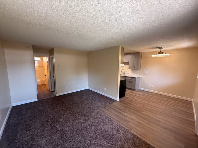 Pomerado Gardens Apartments photo 3