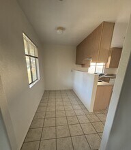 618 Ammunition Rd Fallbrook, CA 92028 photo 2